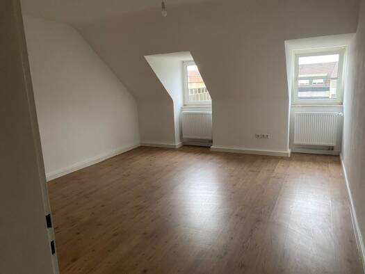 Wohnung zur Miete 660 € 2 Zimmer 50 m² 5. Geschoss Altstadt Würzburg 97070