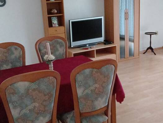 Wohnung zur Miete 1.300 € 2,5 Zimmer 76 m² Geschoss 3/4 frei ab sofort Wedding Berlin 13349