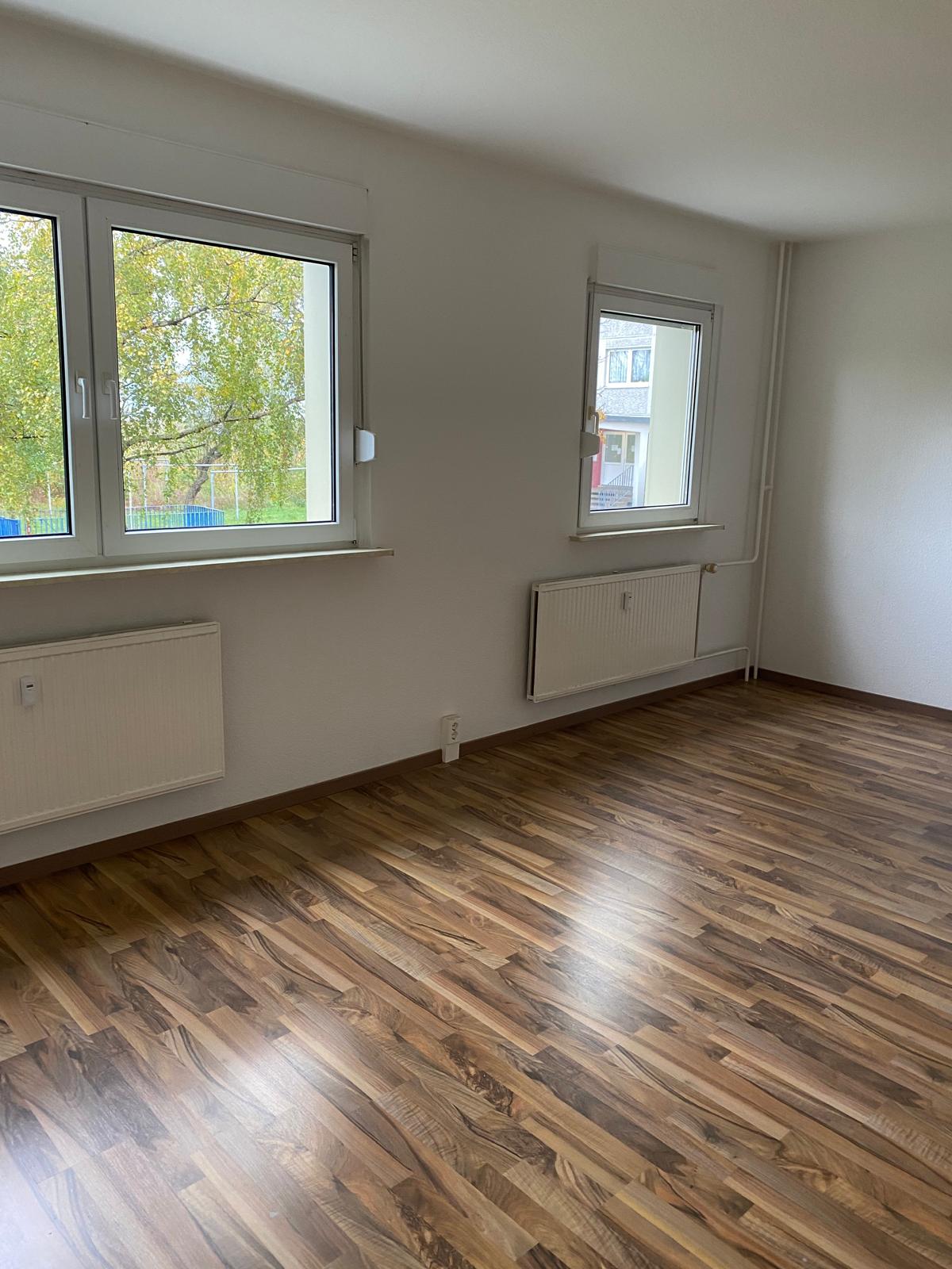 Wohnung zur Miete 387 € 2 Zimmer 51,5 m²<br/>Wohnfläche EG<br/>Geschoss ab sofort<br/>Verfügbarkeit Mailänder Höhe 6 Südstadt Halle (Saale) 06128