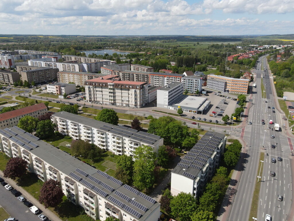 Wohnung zur Miete 357 € 2 Zimmer 48,7 m²<br/>Wohnfläche 4.<br/>Geschoss Adlerstraße 6 f Vogelviertel Neubrandenburg 17034