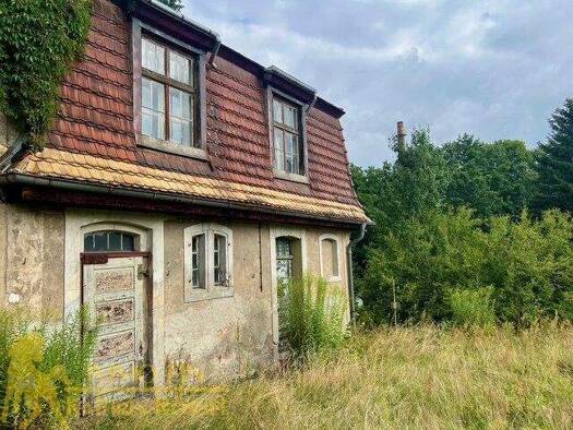 Haus zum Kauf 59.000 € 4 Zimmer 80 m² 900 m² Grundstück Weißwasser 02943