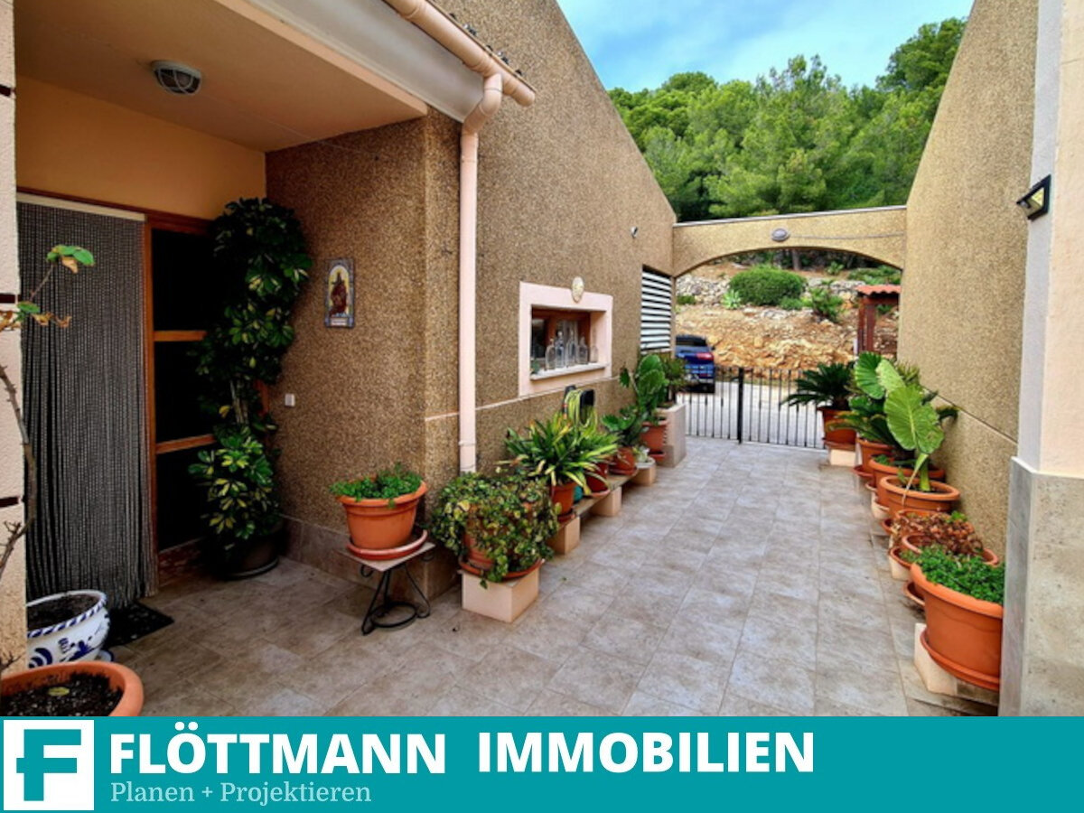 Mehrfamilienhaus zum Kauf provisionsfrei 525.000 € 6 Zimmer 160 m²<br/>Wohnfläche 1 m²<br/>Grundstück Cala Ratjada 07590