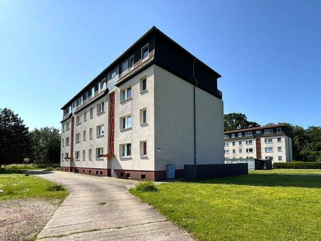 Wohnung zum Kauf 86.000 € 5 Zimmer 118,9 m² 3. Geschoss Rüsterweg 4b Löberitz Zörbig / Löberitz 06780
