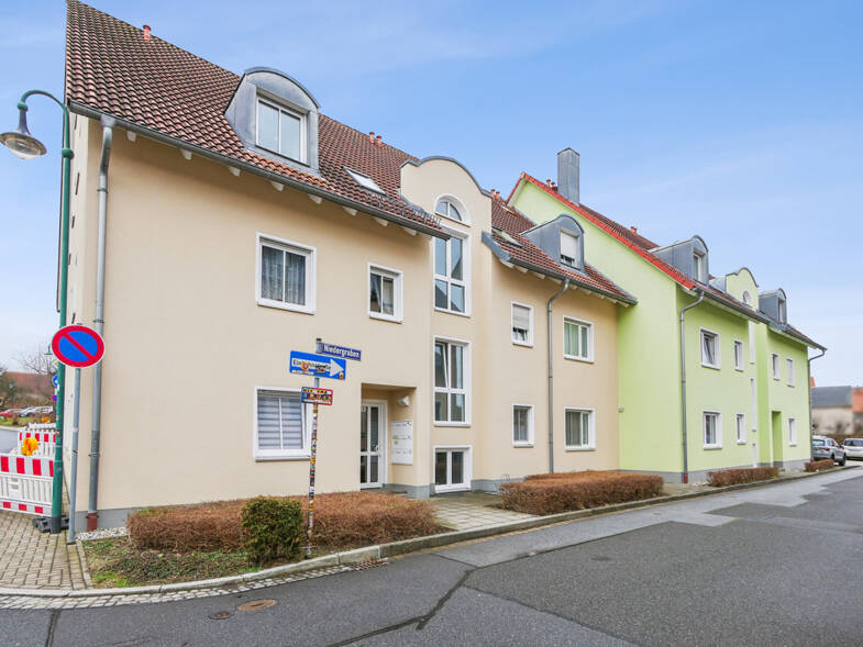 Wohnung zum Kauf 219.900 € 7 Zimmer 179,9 m² Neustadt Neustadt 01844
