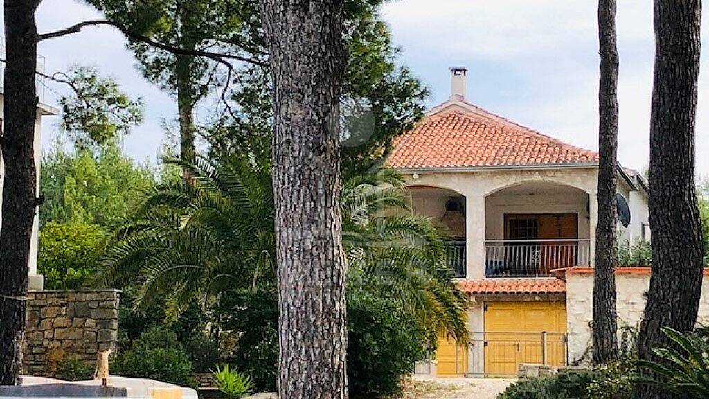 Villa zum Kauf 1.200.000 € 5 Zimmer 176 m² 566 m² Grundstück Brac