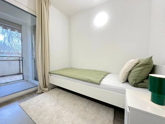 WG-Zimmer zur Miete 530 € 1 Zimmer 30 m² 2. Geschoss frei ab sofort Kurhessenstraße 124 Ginnheim Frankfurt am Main 60431