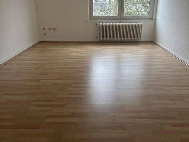 Wohnung zur Miete 745 € 2 Zimmer 80 m² 4. Geschoss frei ab 01.03.2026 Hamburger Straße 63 Mitte Dortmund 44135