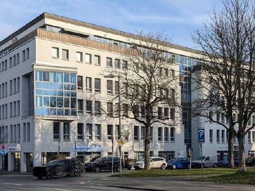 Wohnung zur Miete 390 € 1 Zimmer 38,8 m² 4. Geschoss frei ab 01.12.2025 Straubing 94315