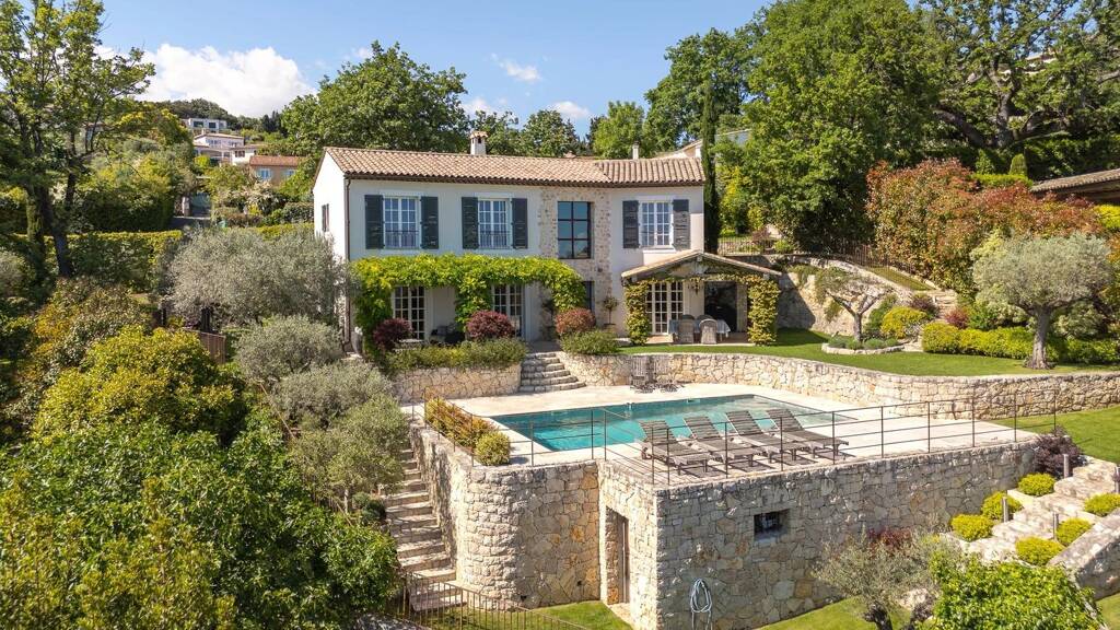 Einfamilienhaus zum Kauf 2.800.000 € 7 Zimmer 220 m² 2.764 m² Grundstück CHATEAUNEUF GRASSE 06740