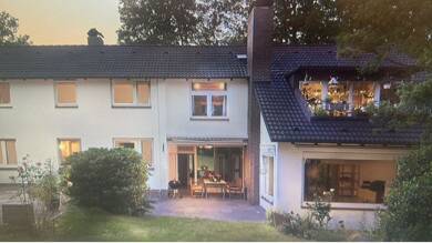 Wohnung zur Miete 850 € 2 Zimmer 69 m² 1. Geschoss frei ab sofort Bernhard-Ihnen-Str. Ihnenpark Reinbek 21465