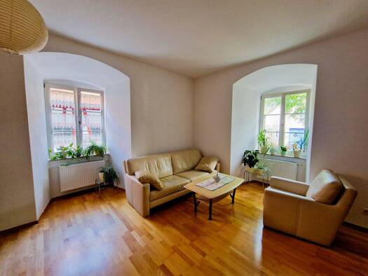 Wohnung zur Miete 650 € 2 Zimmer 58 m² 2 Geschosse Forchheim 91301