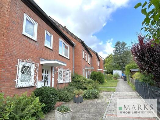 Reihenmittelhaus zum Kauf 249.000 € 4 Zimmer 94,2 m² 231 m² Grundstück Lübeck 23566