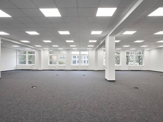 Büro zur Miete 6,50 € 390 m² Bürofläche Europark Fichtenhain A 13 a Fischeln Krefeld 47807