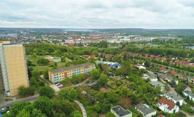 Wohnung zur Miete 210 € 1 Zimmer 36,2 m² 4. Geschoss frei ab 01.08.2025 Atelierstraße 1 Datzeviertel Neubrandenburg 17034