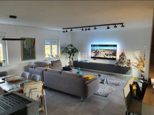 Wohnung zum Kauf 400.000 € 4 Zimmer 108 m² 2. Geschoss Valbandon, Fazana Fažana