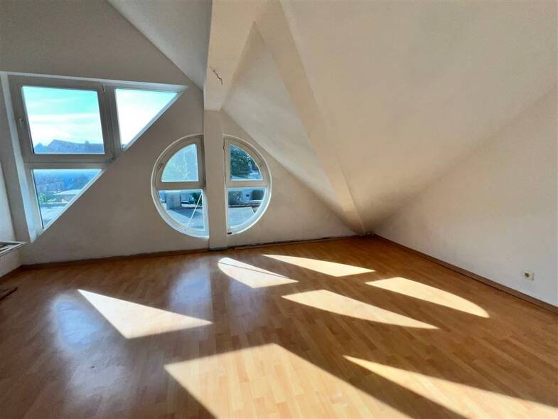 Wohnung zur Miete 830 € 4 Zimmer 116 m² 2. Geschoss Schönebeck Schönebeck (Elbe) 39218