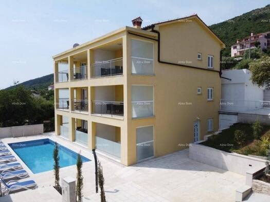 Haus zum Kauf 990.000 € 15 Zimmer 438 m² Raša