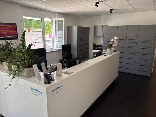 Praxis zum Kauf provisionsfrei 795.000 € 211 m² Bürofläche Schillerstraße 50 Eningen Eningen unter Achalm 72800