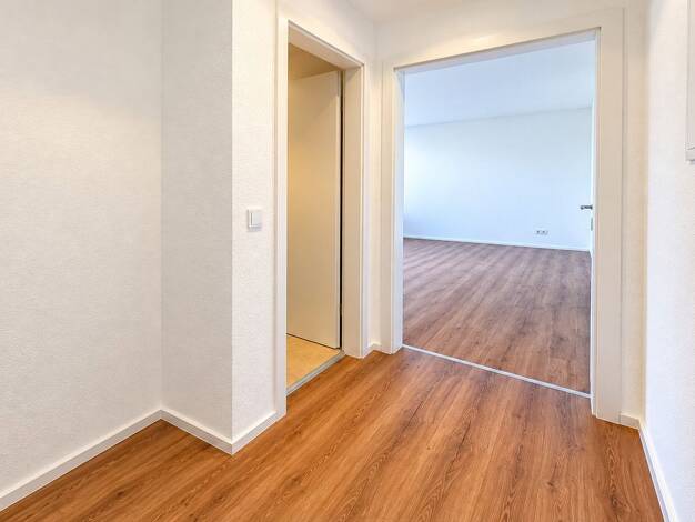 Wohnung zur Miete 730 € 1 Zimmer 45 m² 2. Geschoss Daimlerstraße 2 a Wiesbaden Wiesbaden 65197
