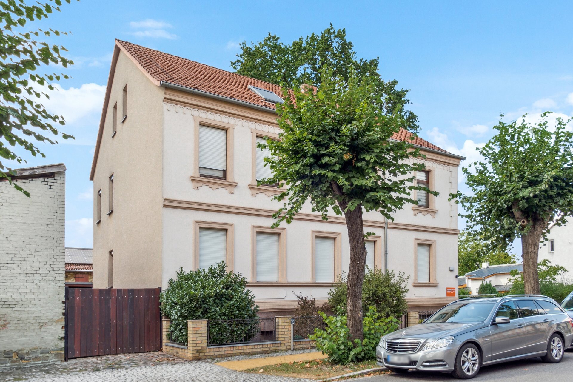 Einfamilienhaus zum Kauf 995.000 € 9 Zimmer 293 m²<br/>Wohnfläche 985 m²<br/>Grundstück Velten 16727