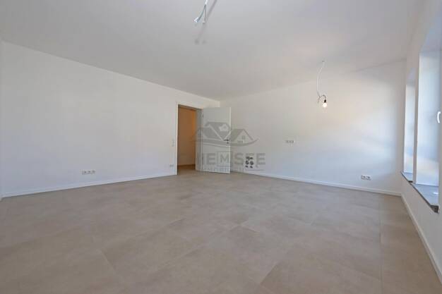 Wohnung zur Miete 1.050 € 3 Zimmer 83 m² 1. Geschoss frei ab sofort Martkplatz 2 Altenmarkt Altenmarkt an der Alz 83352
