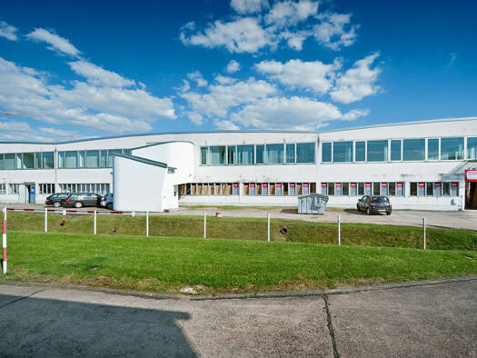 Bürofläche zur Miete provisionsfrei 8,50 € 850 m² Bürofläche Borsigallee 45 Bergen-Enkheim Frankfurt am Main 60388