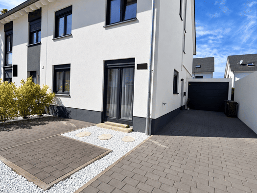 Doppelhaushälfte zur Miete 2.200 € 5 Zimmer 165 m² 230 m² Grundstück frei ab 01.12.2026 Bellheim Bellheim 76756