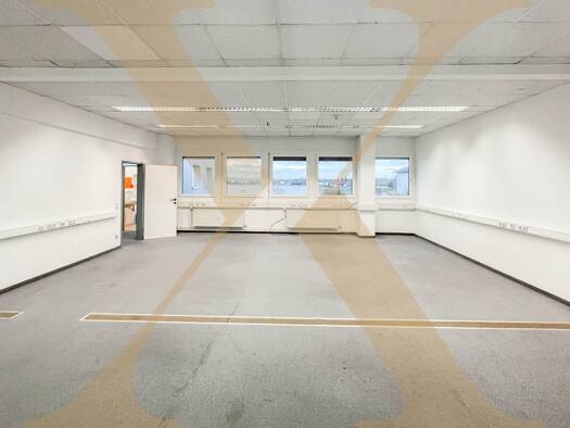 Büro zur Miete 8 € Traun 4050