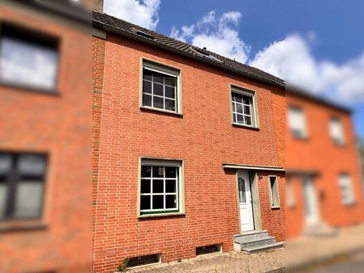 Reihenmittelhaus zum Kauf 184.000 € 5 Zimmer 105 m² 127 m² Grundstück Goch 47574