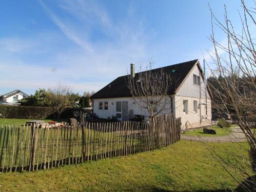 Einfamilienhaus zum Kauf 350.000 € 6 Zimmer 150 m² 705 m² Grundstück Bitz 72475