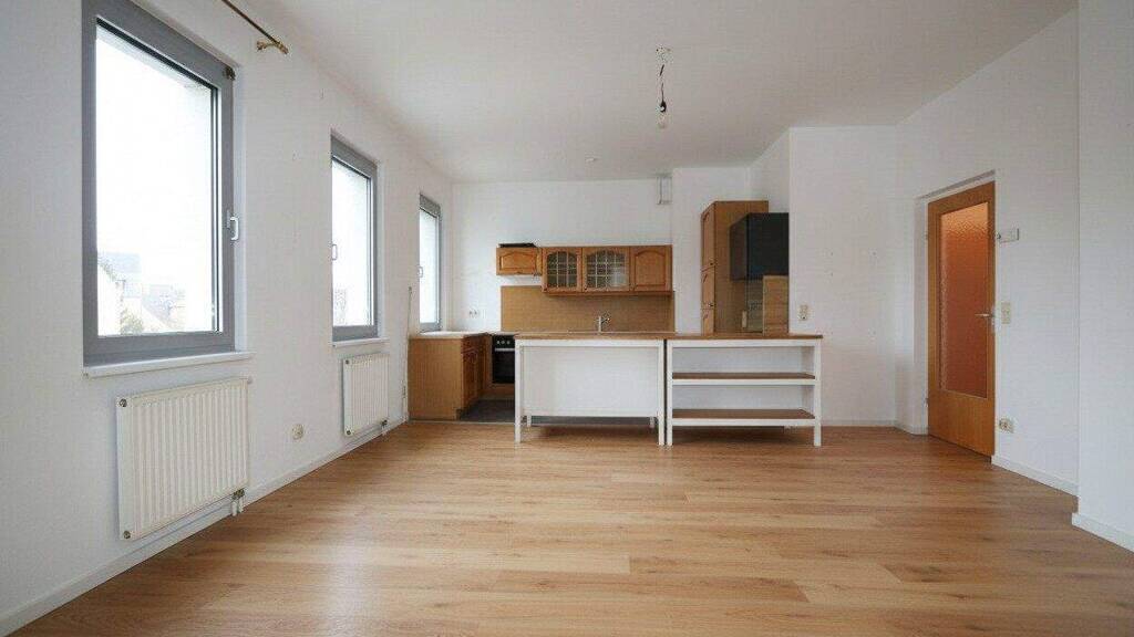 Wohnung zur Miete 929 € 3 Zimmer 80 m² 2. Geschoss frei ab 01.04.2026 Baden 2500