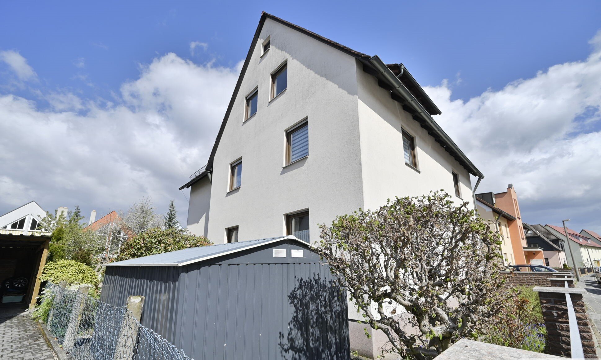 Wohnung zur Miete 930 € 3 Zimmer 88 m²<br/>Wohnfläche 1.<br/>Geschoss 01.04.2025<br/>Verfügbarkeit Fischbach Nürnberg 90475