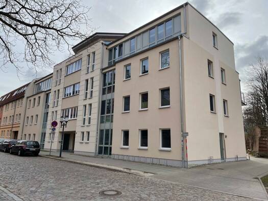 Wohnung zur Miete 1.070 € 3 Zimmer 91 m² Geschoss 1/4 frei ab 01.06.2026 Innenstadt Greifswald 17489
