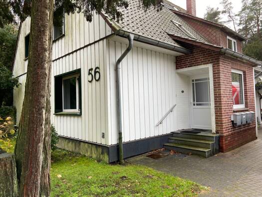 Wohnung zur Miete 780 € 4 Zimmer 112 m² Geschoss -1/2 frei ab 01.10.2026 Falshorner Str. 56 Neuenkirchen 29643