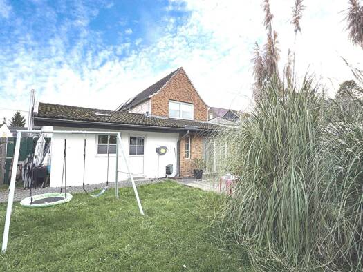 Mehrfamilienhaus zum Kauf 199.000 € 4 Zimmer 112 m² 358 m² Grundstück Schwerfen Zülpich 53909