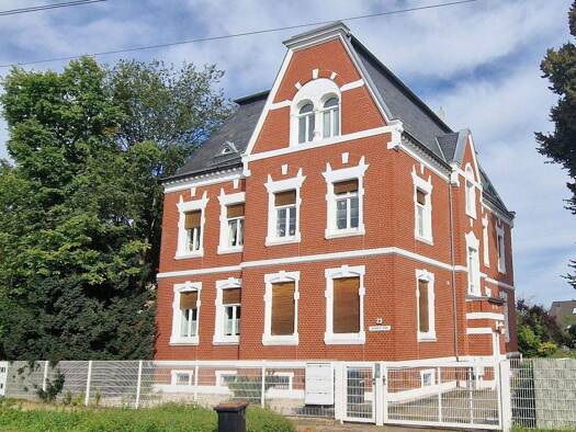 Mehrfamilienhaus zum Kauf 274.000 € 12 Zimmer 375,7 m² 1.591 m² Grundstück Zörbig 06780