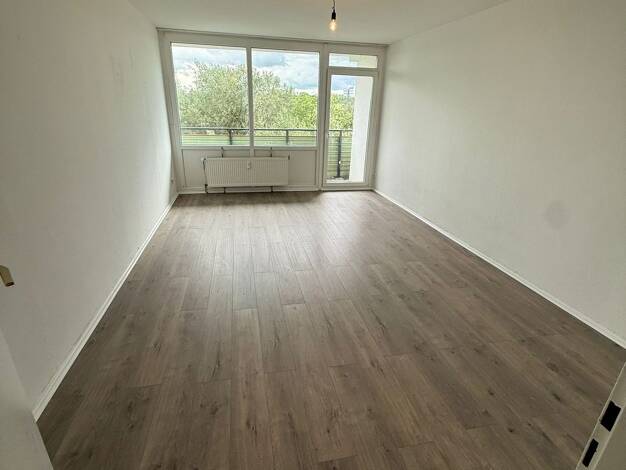 Wohnung zur Miete 651 € 3 Zimmer 75 m² 6. Geschoss frei ab 01.08.2026 Römerbrunnen 12 Mülfort Mönchengladbach 41238