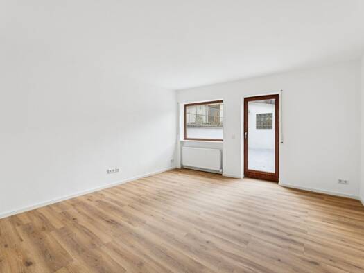 Wohnung zum Kauf provisionsfrei 240.000 € 1 Zimmer 42,2 m² 1. Geschoss frei ab sofort Innenstadt Erlangen 91052