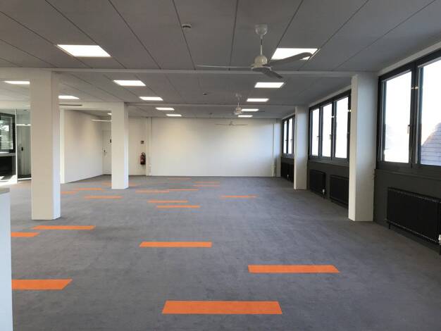 Bürofläche zur Miete provisionsfrei 4.484 € 472 m² Bürofläche Mitte Sindelfingen 71063