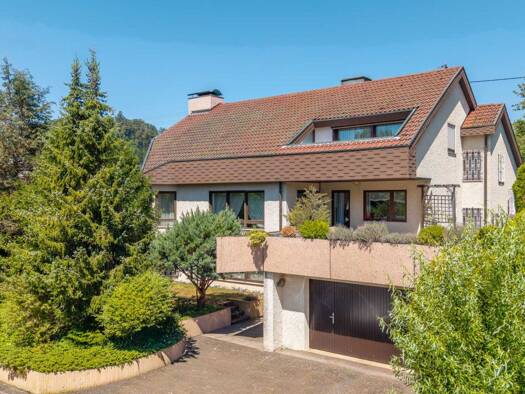 Einfamilienhaus zum Kauf 749.900 € 9 Zimmer 340 m² 967 m² Grundstück Murrhardt Murrhardt 71540