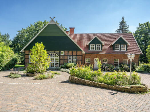 Haus zum Kauf 1.390.000 € 10 Zimmer 367,5 m² 8.534 m² Grundstück Neuenkirchen Melle 49326