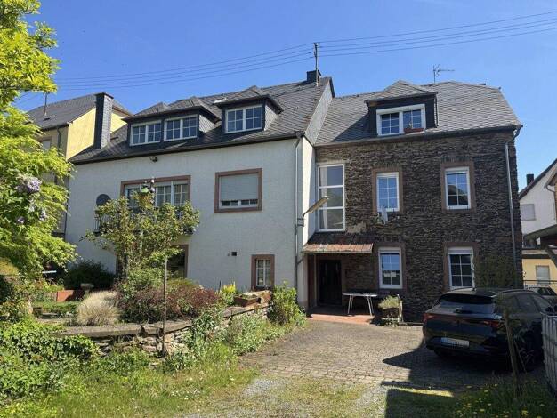 Mehrfamilienhaus zum Kauf 385.000 € 12 Zimmer 360 m² 716 m² Grundstück Osann-Monzel 54518