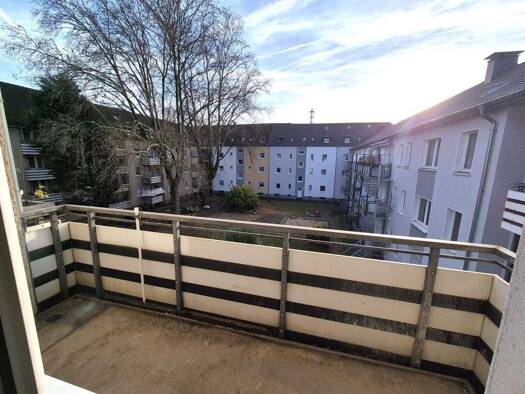 Wohnung zur Miete 495 € 2 Zimmer 58,3 m² 2. Geschoss Scharnhorststraße 25 Kaßlerfeld Duisburg 47059