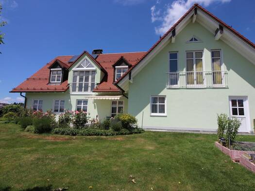 Mehrfamilienhaus zum Kauf 795.000 € 6 Zimmer 320 m² 1.134 m² Grundstück Regen 94209