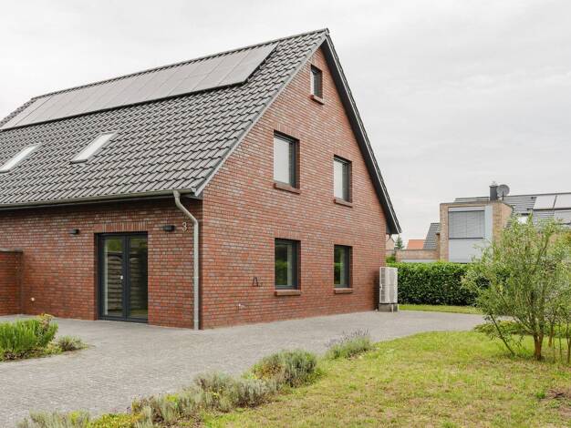 Doppelhaushälfte zum Kauf provisionsfrei 510.000 € 5 Zimmer 118 m² 455 m² Grundstück Winsen Winsen (Luhe) 21423