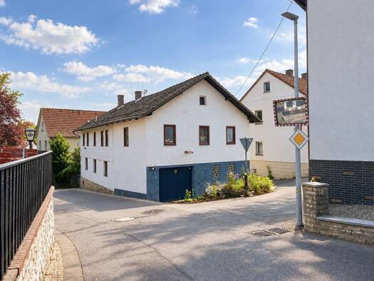 Einfamilienhaus zum Kauf 110.000 € 8 Zimmer 173 m² 479 m² Grundstück Lützelbuch Coburg 96450