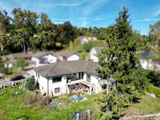 Mehrfamilienhaus zum Kauf 275.000 € 8 Zimmer 194 m² 1.193 m² Grundstück Bruck Bruck i.d.OPf. 92436