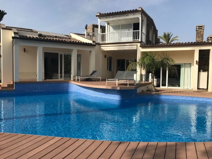 Einfamilienhaus zum Kauf provisionsfrei 1.780.000 € 5 Zimmer 630 m²<br/>Wohnfläche 1.300 m²<br/>Grundstück Maspalomas 35100