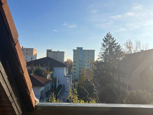 Wohnung zur Miete 1.160 € 3,5 Zimmer 105 m² Geschoss 3/3 frei ab 01.01.2026 Innenstadt Erlangen 91052