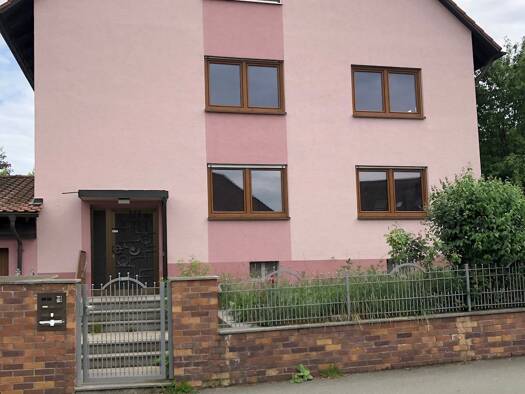 Terrassenwohnung zur Miete 1.300 € 3,5 Zimmer 122 m² Geschoss EG/3 frei ab sofort Burggrafenhofer Straße 5 Langenzenn 90579